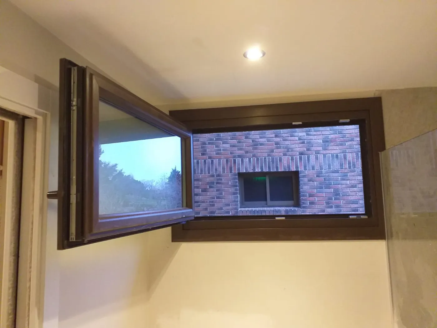 Trabajo de Alucisa para particulares — vista exterior