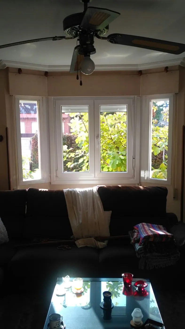 Trabajo de Alucisa para particulares — vista desde el interior